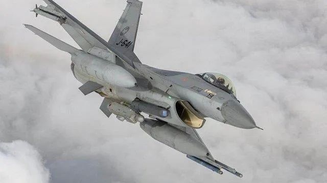 美制F-16战斗机是否面临“联合猎杀”威胁？