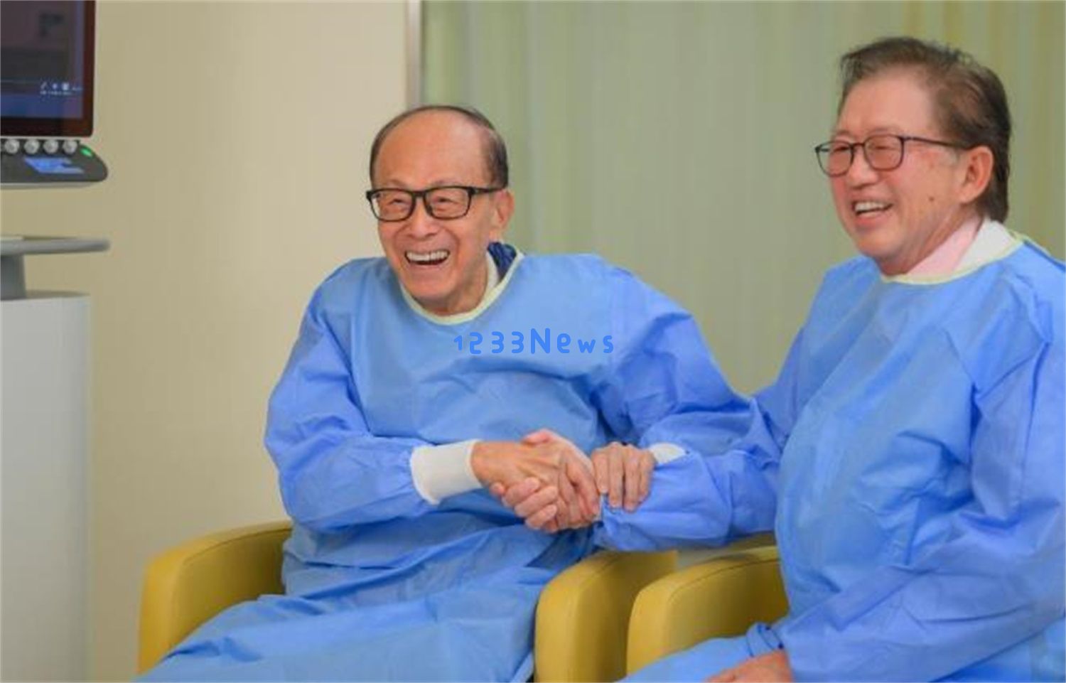 李嘉诚女友与新加坡高层达成协议，长和公司对国家调查展开反击，他露出了满脸的皱纹