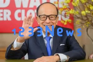 李嘉诚女友与新加坡高层达成协议，长和公司对国家调查展开反击，他露出了满脸的皱纹