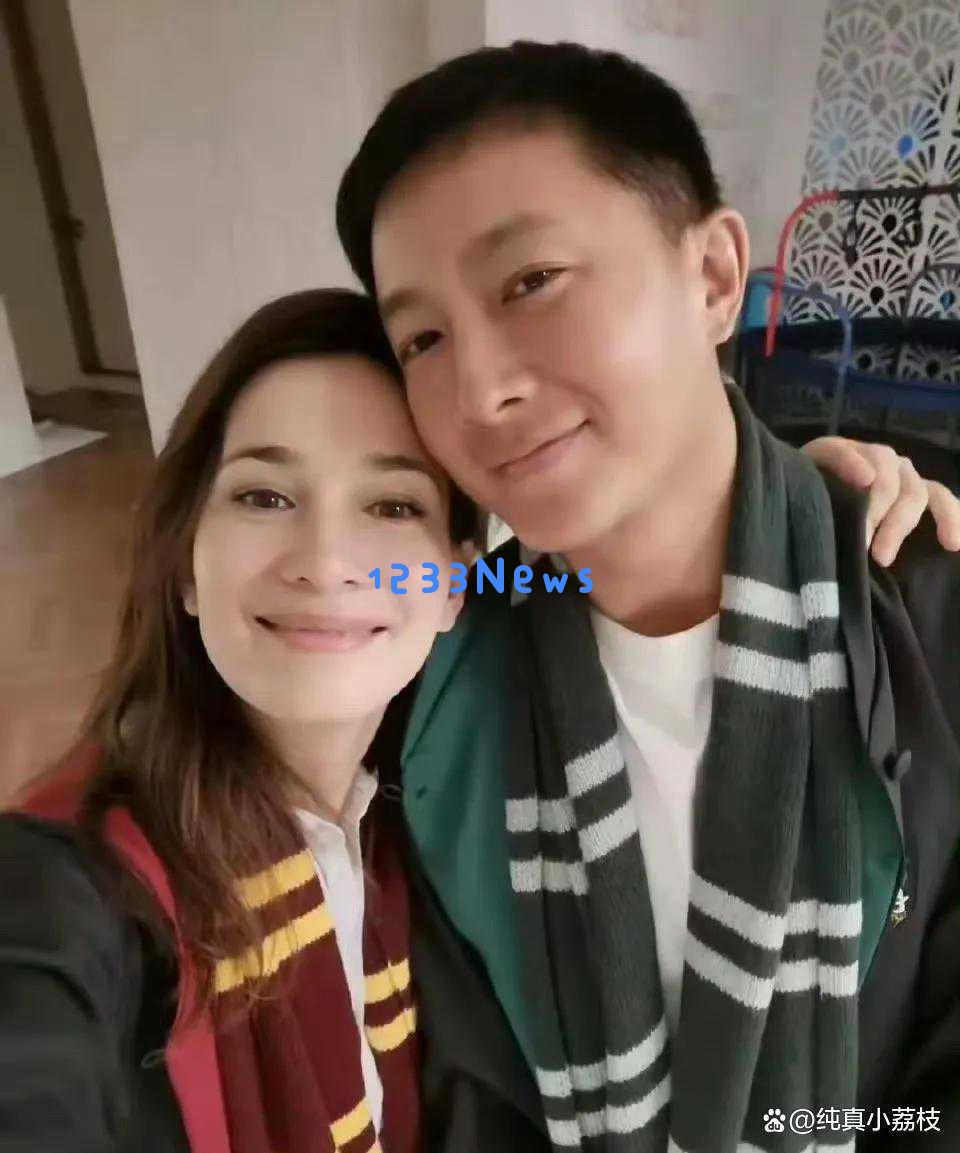 卢靖姗分享全家福,韩庚喜宣布二胎,网友调侃妻旅送子之说再度应验