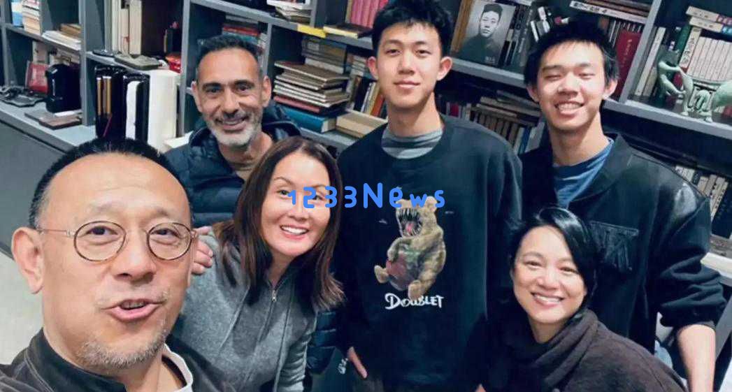 周韵以15岁的年龄差距如何成功赢得姜文的心与事业的双丰收