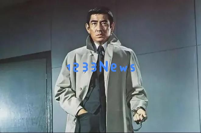 高仓健的前妻去世后未再婚,却将巨额遗产遗留给保姆,这背后究竟是什么故事?