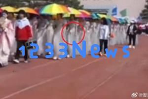 校方就返还60件演出服道歉称:承诺回收服装并承担相关费用,双方达成和解协议