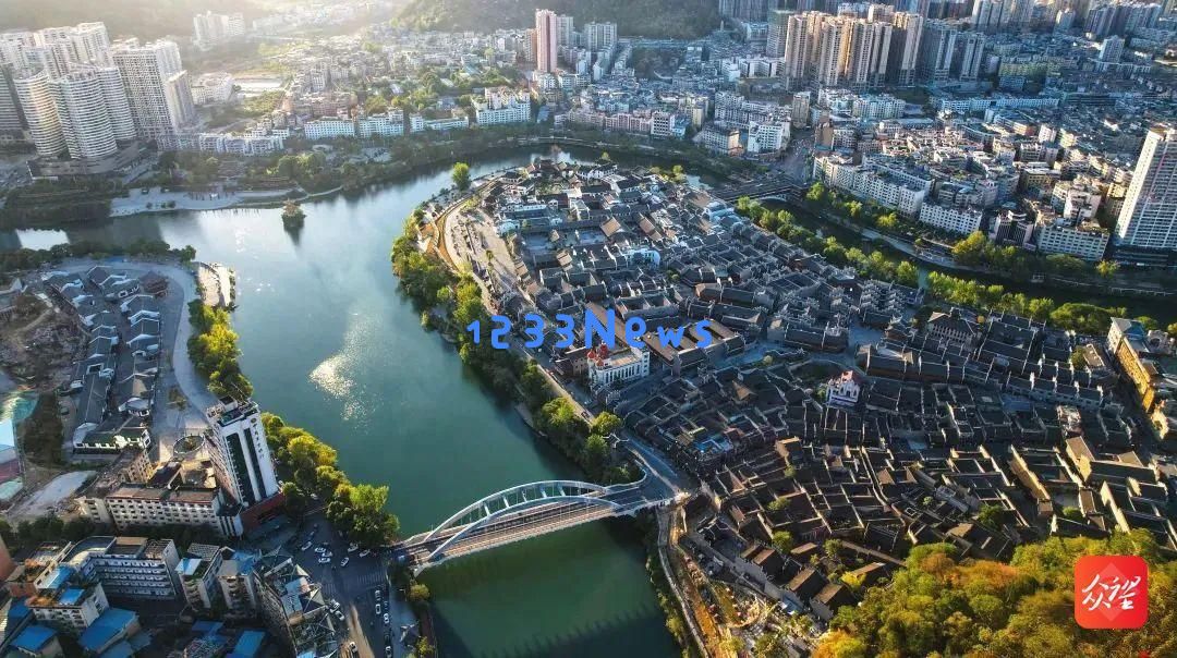 探索古城南门的魅力与韵味,倾听《古城迎客歌》的动人乐章