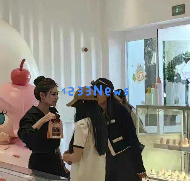 马筱梅为大S的小女儿举办生日派对，邀请全班同学，小玥儿变得更加精致可人