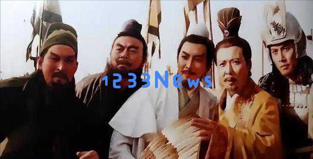经典名著《三国演义》再度翻拍,由王扶林执导,鲍国安出演独特曹操角色
