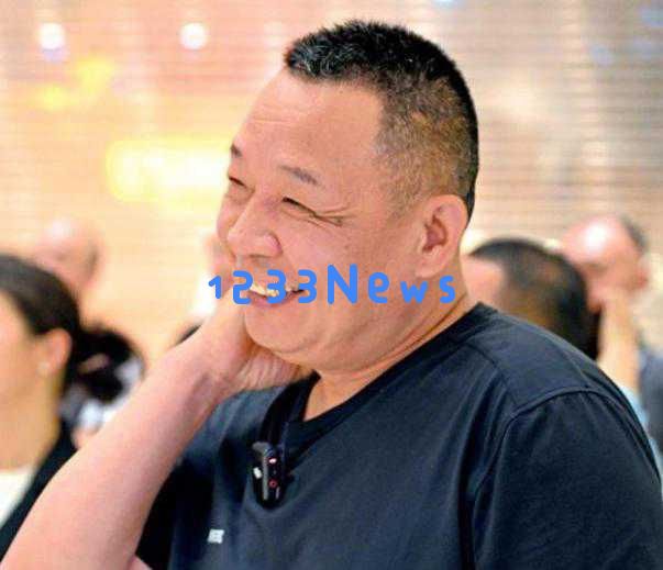 胖东来遭遇挑战坚持不懈,赢得顾客信赖,网友积极发声支持正义之举