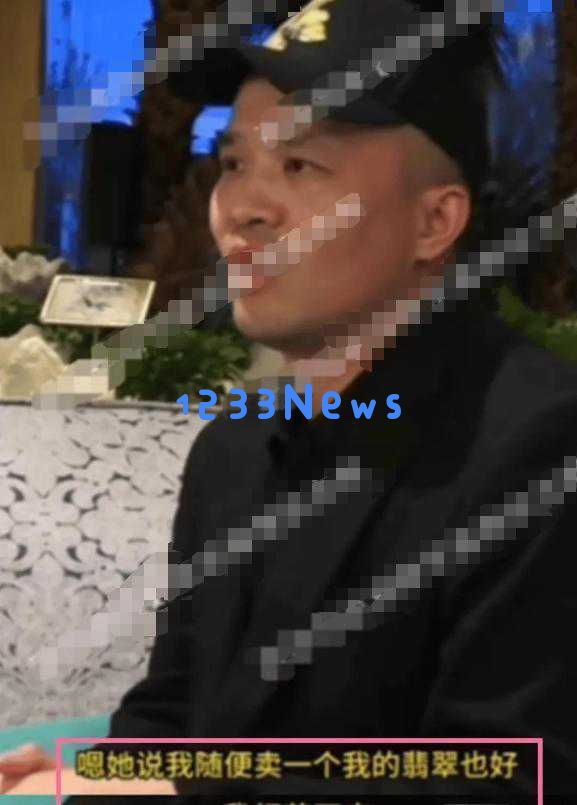74岁刘晓庆亮相戛纳红毯,大方展现华丽翡翠珠宝引发众多网友热议
