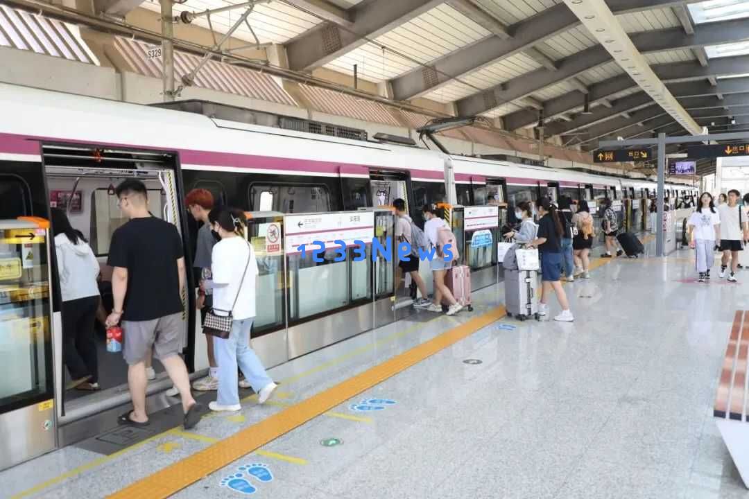 中高考期间,考生及陪同人员凭借准考证可享免费乘坐济南地铁服务