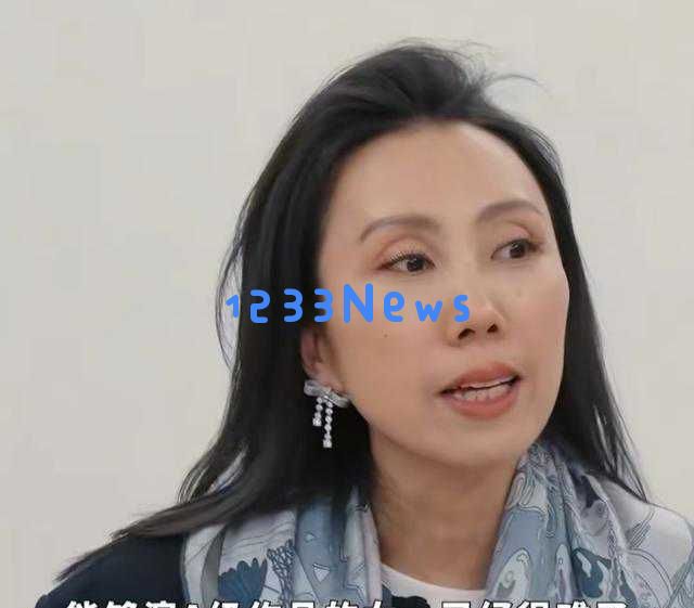 宣璐在节目中的表现引发热议,曾被视为女神的她如今形象大跌