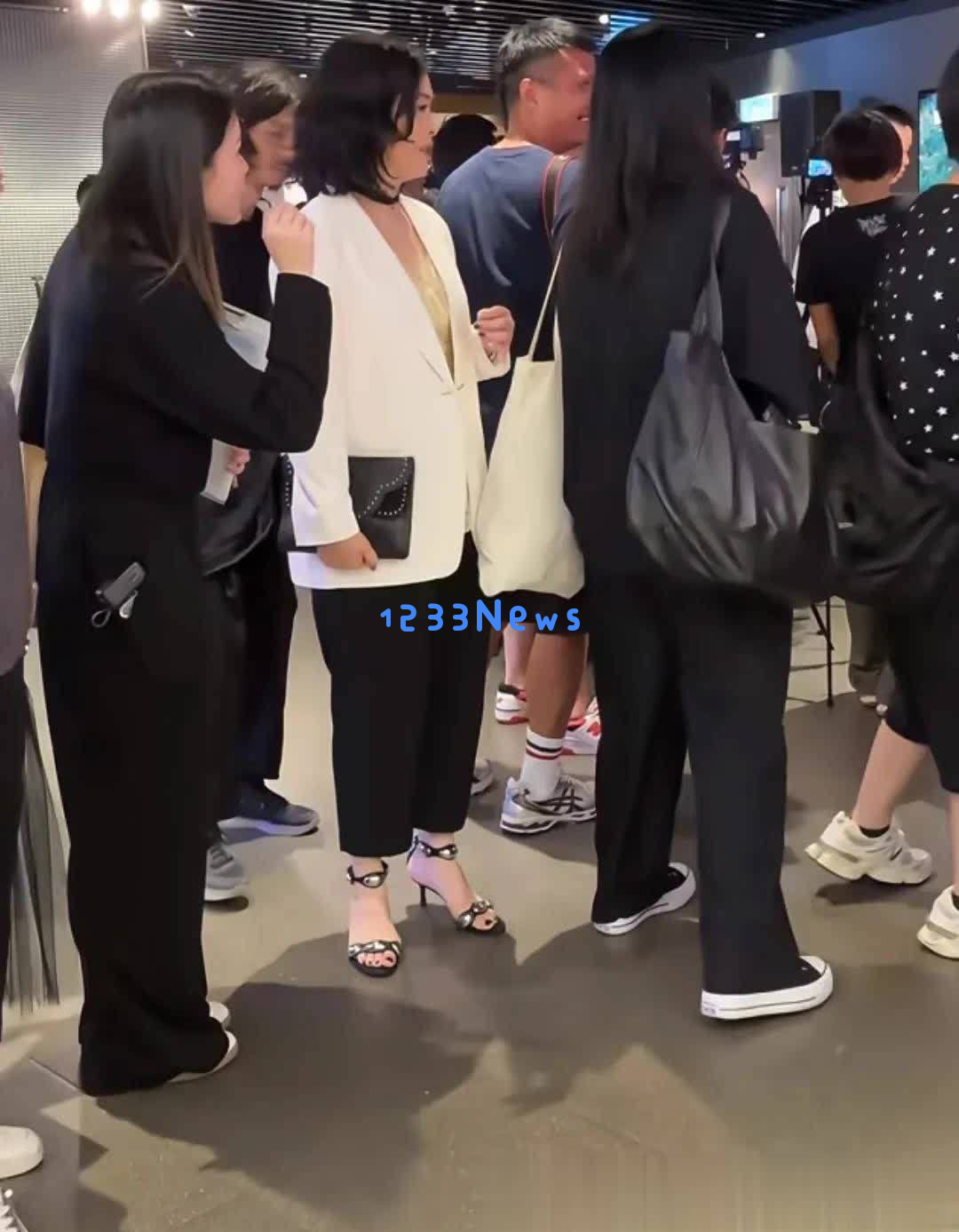 苏玉华百变演技令人惊叹!这些经典角色个性鲜明,各具特色
