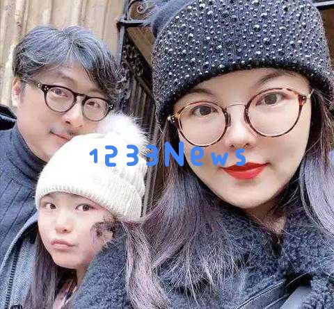 李湘晒奢华粽子庆端午,女儿时尚穿搭引发热议