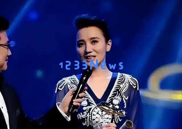宋佳最新三张心情摄影曝光,连连夺得白玉兰视后引发众多惊喜