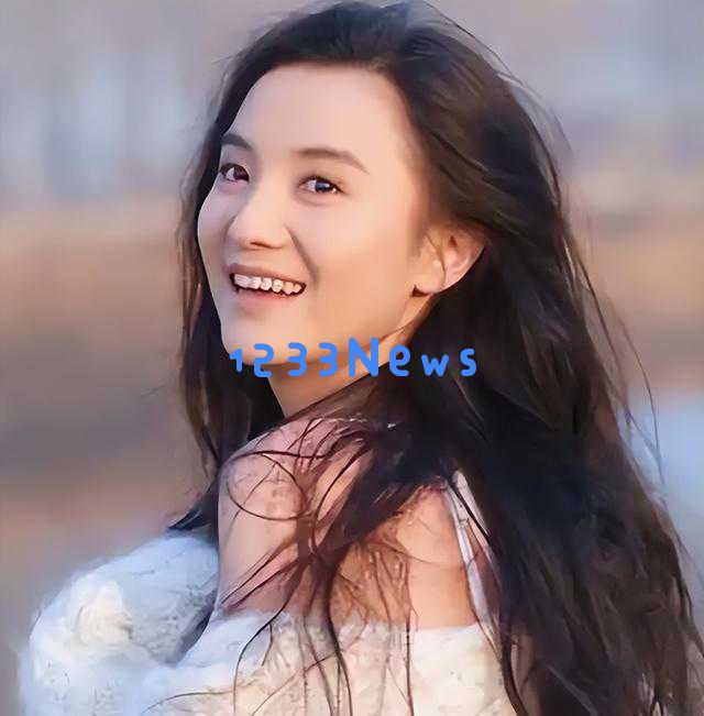 宋佳三张心情写真新鲜曝光,夺得白玉兰视后令人惊喜不断