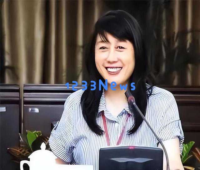 汪文华在离开央视后的崭新篇章,致力于文化传承与热情奉献的生活
