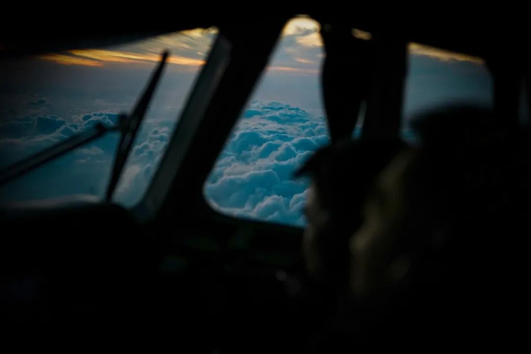 昼夜奋战！东部战区海军航空兵某部开展持续反潜训练提升打击能力