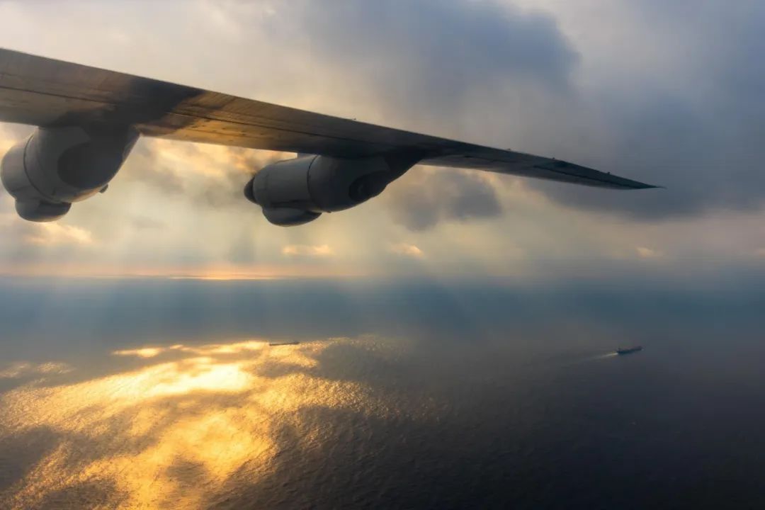 昼夜奋战！东部战区海军航空兵某部开展持续反潜训练提升打击能力