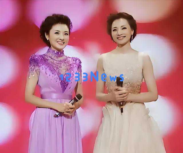 周涛与春晚旧友同台重聚,优雅气质如昔,网友感叹岁月如梭