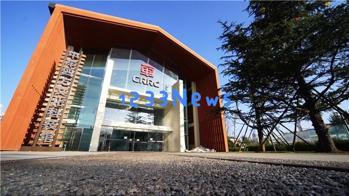 探索未来科技的魅力:青岛首座高铁主题科技馆隆重开馆