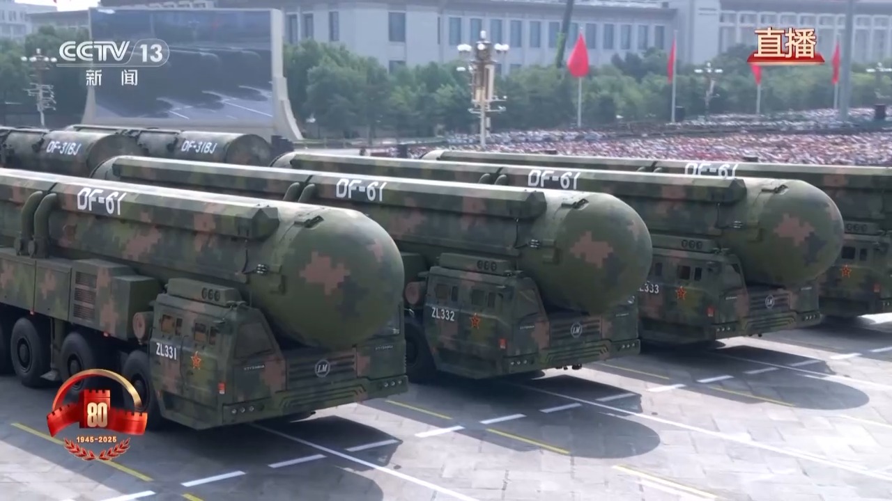 震撼展现:惊雷_1、巨浪_3、东风_61、东风_31等系列核导弹的强大威力