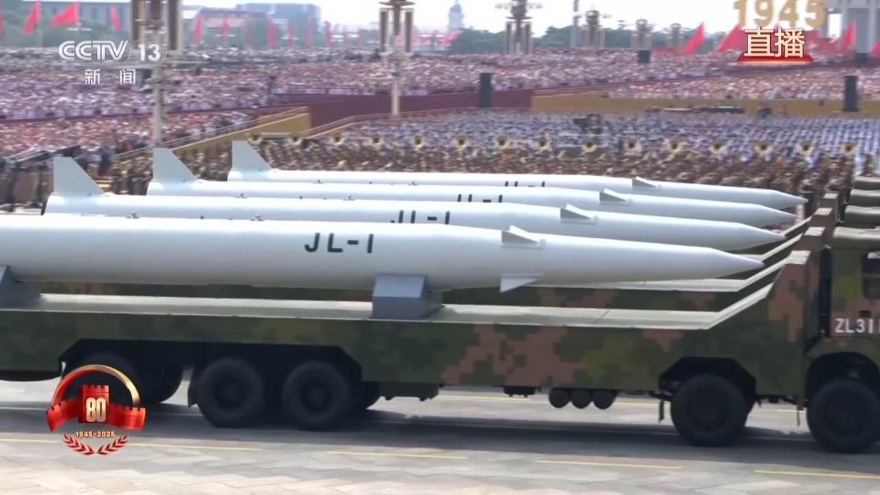 震撼展现:惊雷_1、巨浪_3、东风_61、东风_31等系列核导弹的强大威力