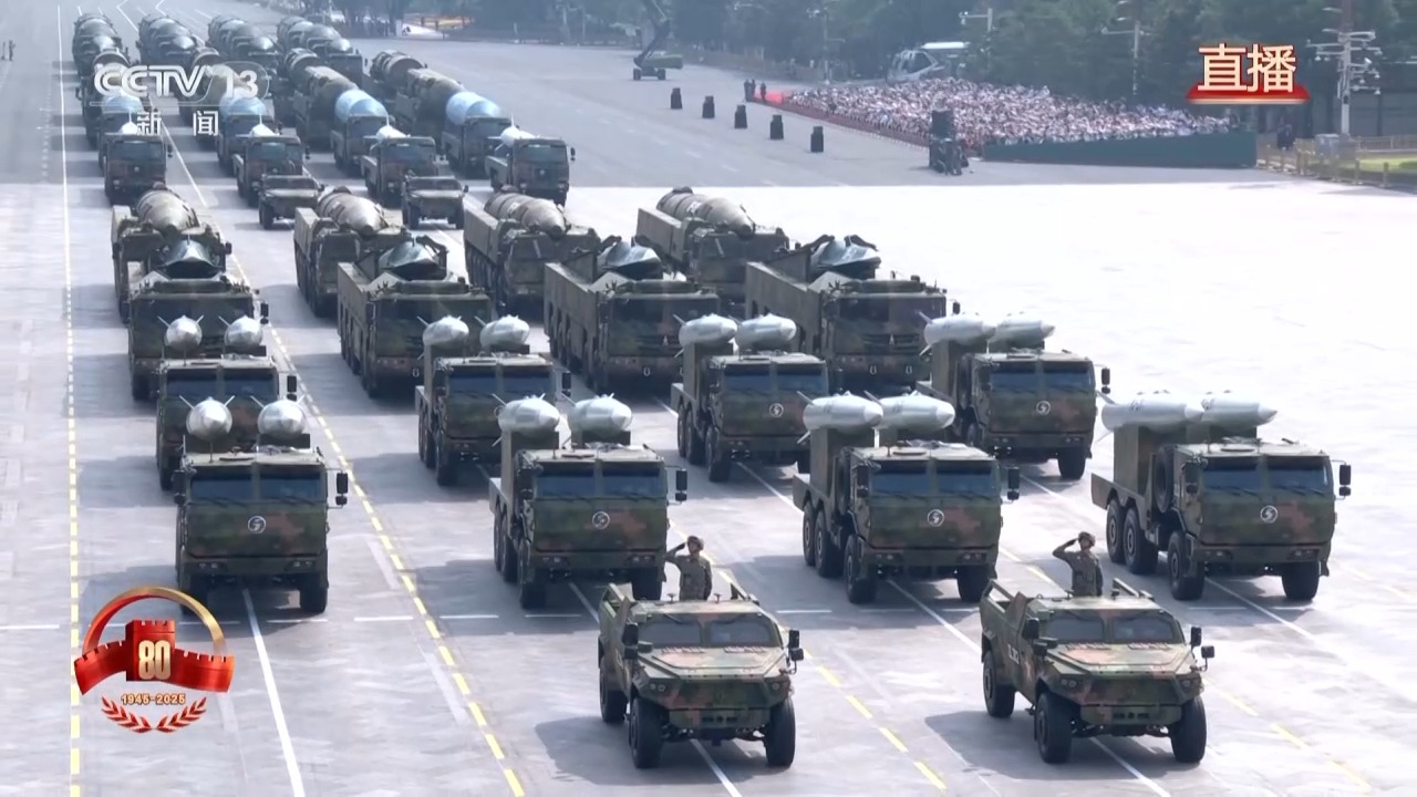 新一代超音速导弹展示全时作战能力 东风-26D及多款高超声速武器亮相 新一代超音速导弹展示全时作战能力 东风-26D及多款高超声速武器亮相