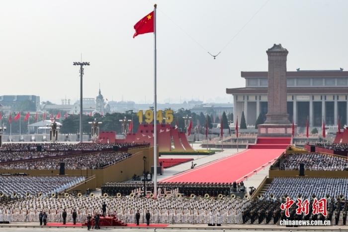 全球瞩目北京盛典:从军队阅兵到先进武器展示,中国自信展现强大国力 全球瞩目北京盛典:从军队阅兵到先进武器展示,中国自信展现强大国力