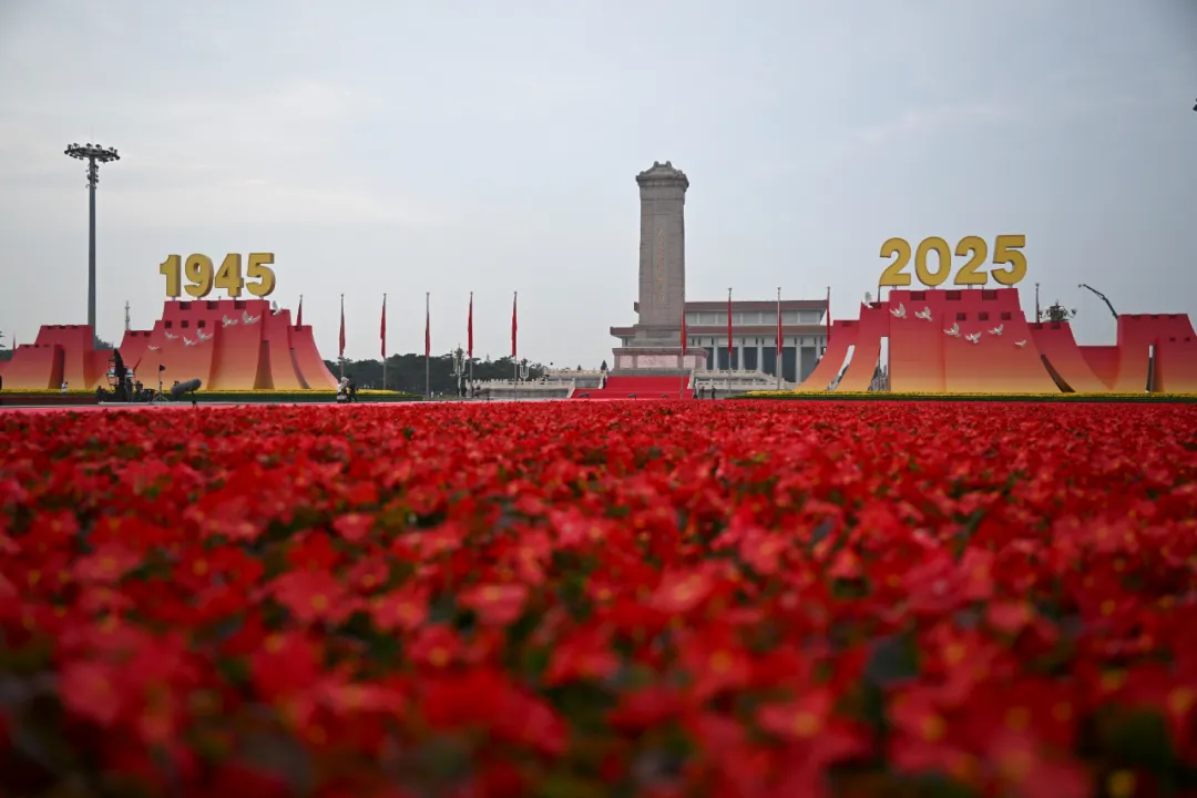 新华社发布视觉盛宴!100幅震撼人心的精彩图片!