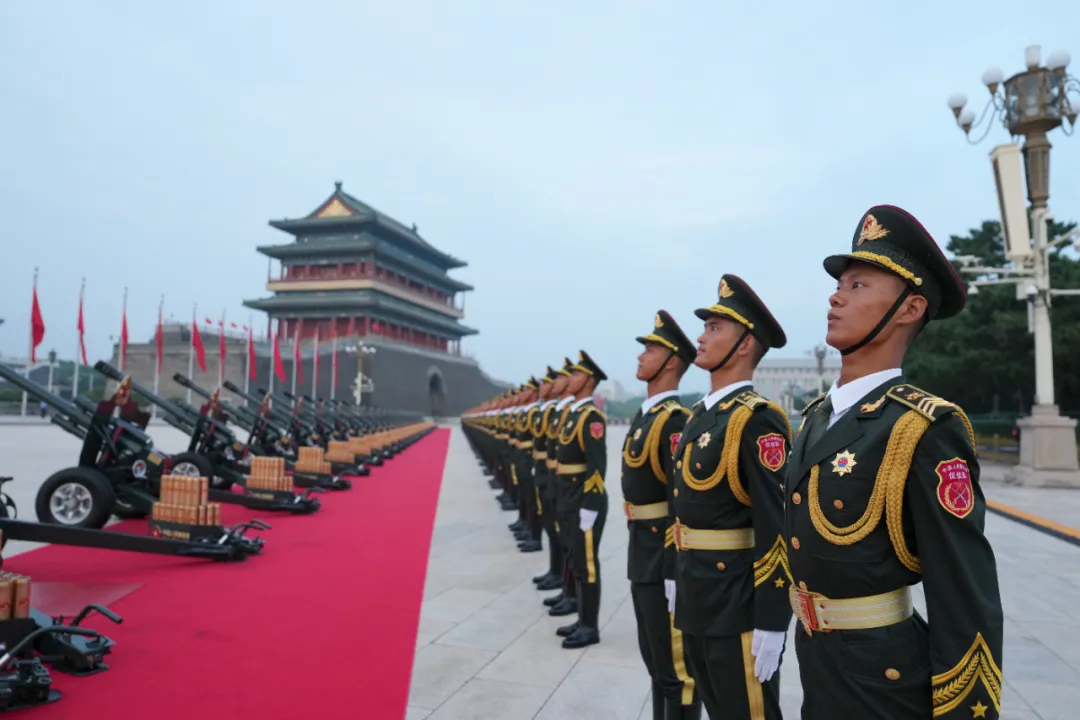 新华社发布视觉盛宴!100幅震撼人心的精彩图片!