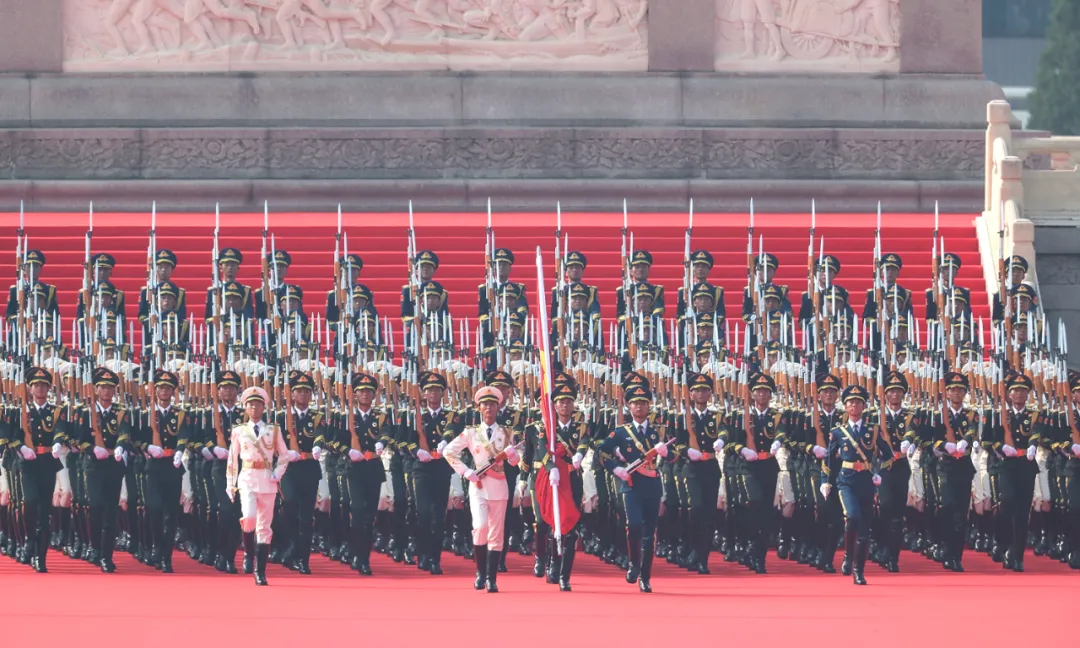 新华社发布视觉盛宴!100幅震撼人心的精彩图片!