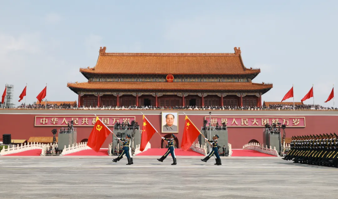 新华社发布视觉盛宴!100幅震撼人心的精彩图片!