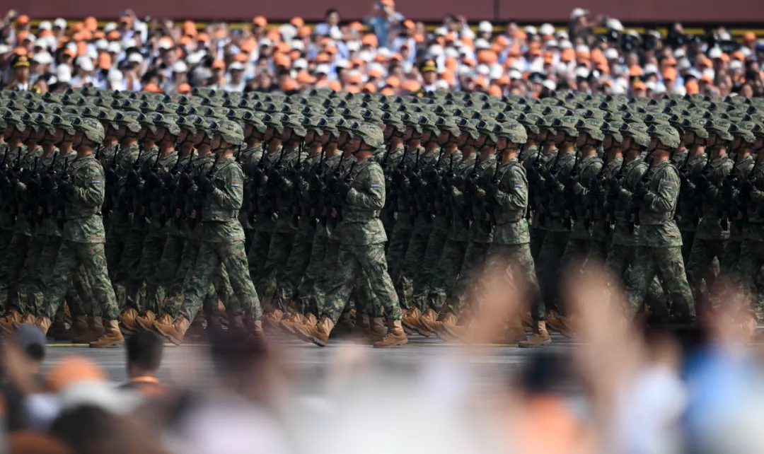 新华社发布视觉盛宴!100幅震撼人心的精彩图片!
