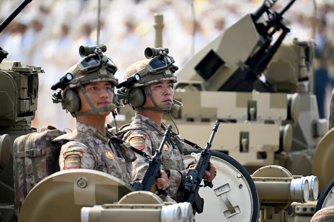 新华社发布视觉盛宴!100幅震撼人心的精彩图片!