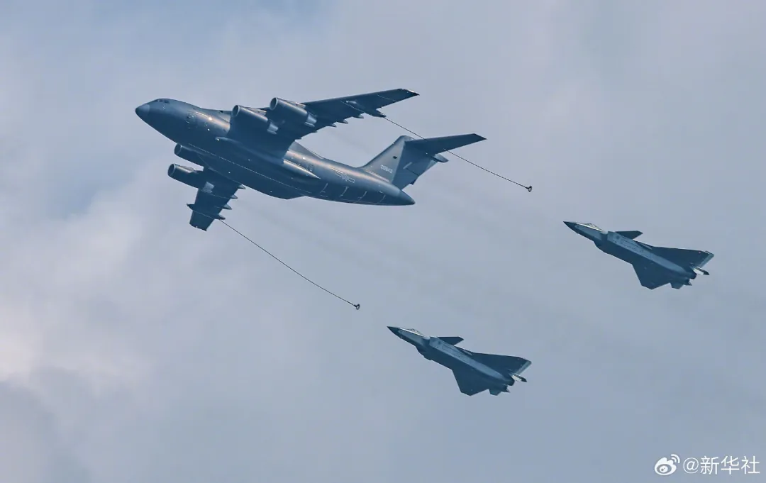 新华社发布视觉盛宴!100幅震撼人心的精彩图片!