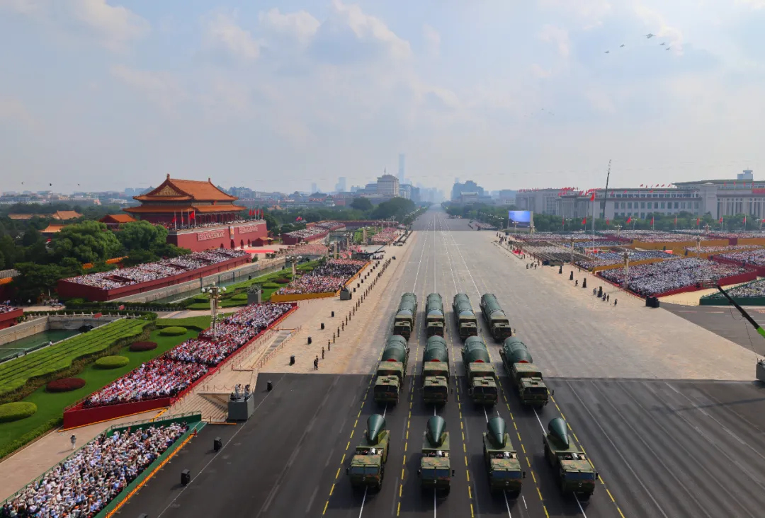 新华社发布视觉盛宴!100幅震撼人心的精彩图片!