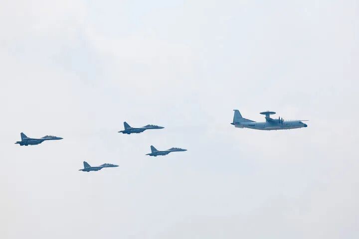 新华社发布视觉盛宴!100幅震撼人心的精彩图片!