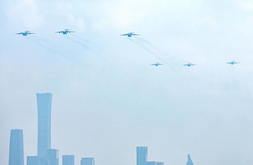 运-20B首次公开亮相,展现“国之重器”的中国心接受检阅 运-20B首次公开亮相,展现“国之重器”的中国心接受检阅