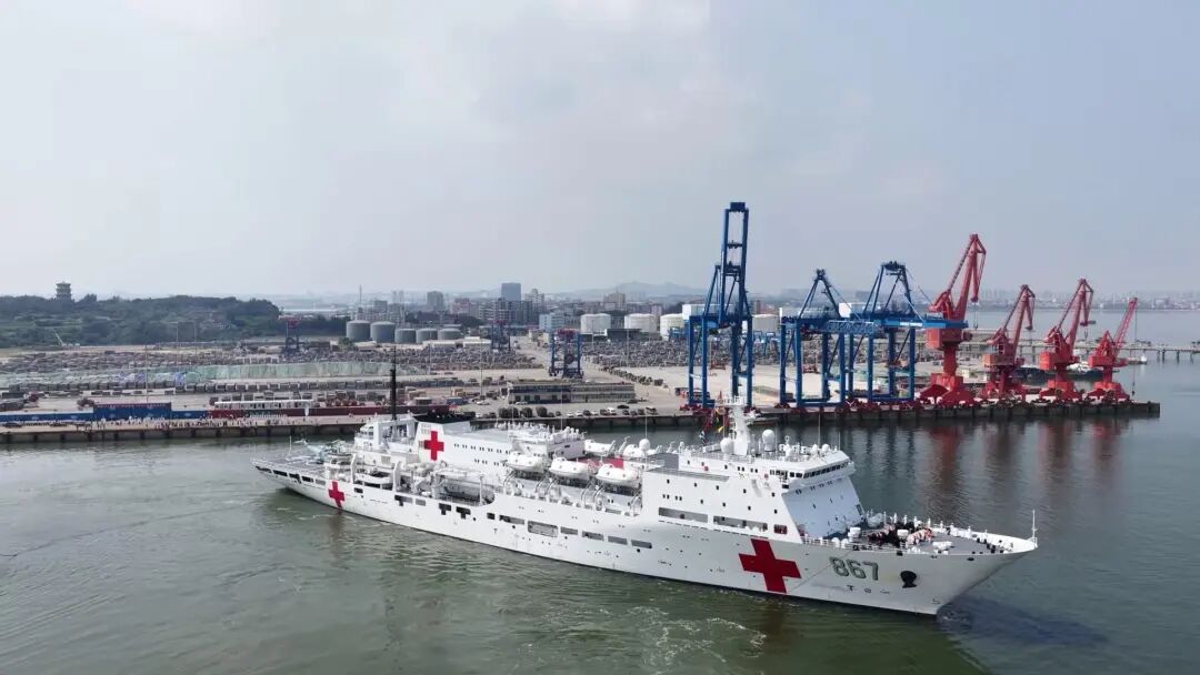 首次踏上海外执行任务的征程!今天正式起航,共同迎接挑战 首次踏上海外执行任务的征程!今天正式起航,共同迎接挑战