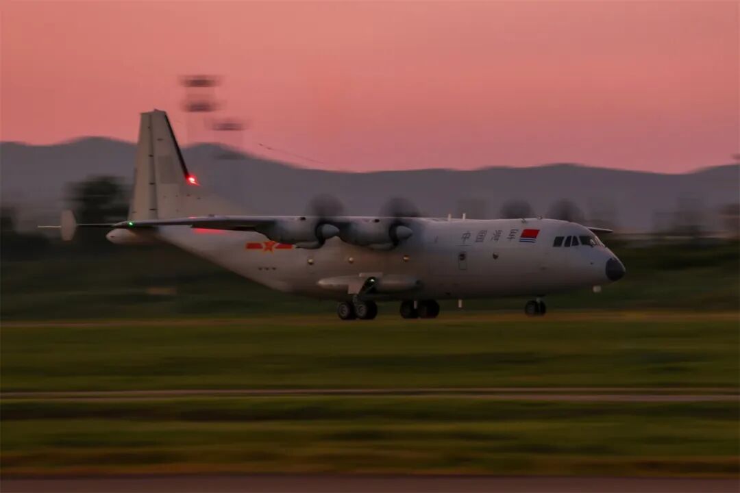 深海布网,海空协同!多机协同反潜训练跨昼夜全方位展开