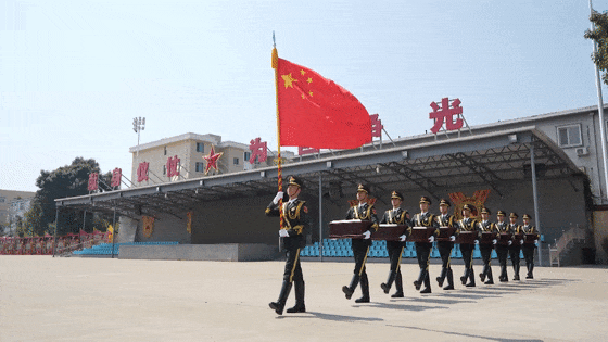 揭开东风_5C的神秘面纱:我国最先进的核导弹介绍