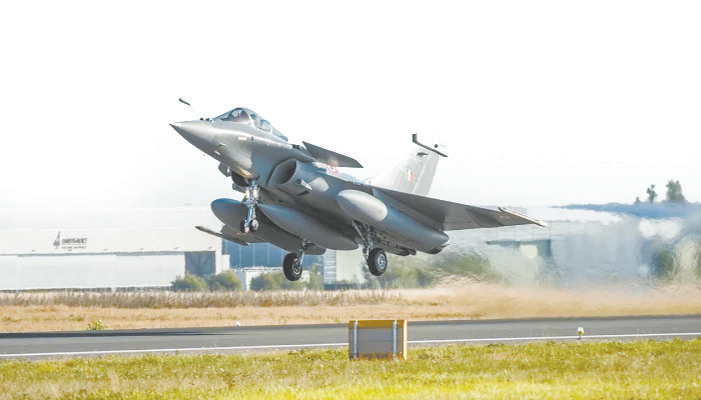 印媒:若印度批准超过两万亿印度卢比的采购计划,法国将一跃成为印度首屈一指的武器供应国 印媒:若印度批准超过两万亿印度卢比的采购计划,法国将一跃成为印度首屈一指的武器供应国