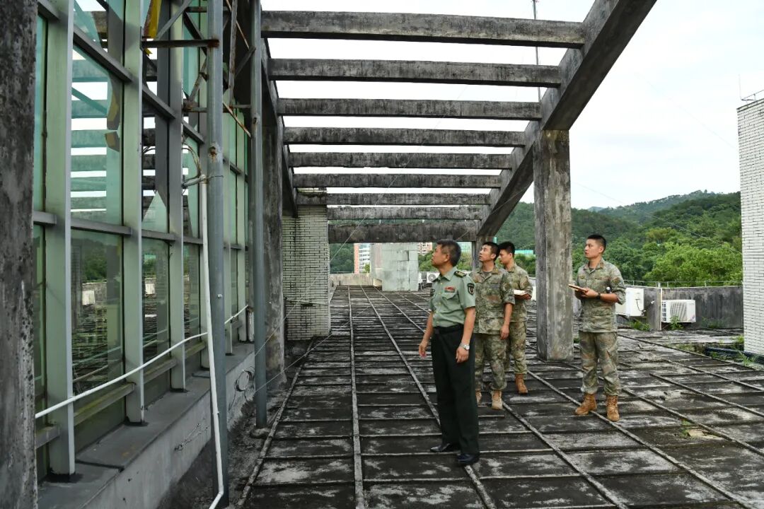 严阵以待!超强台风“桦加沙”即将来袭,人民子弟兵全力以赴保障安全