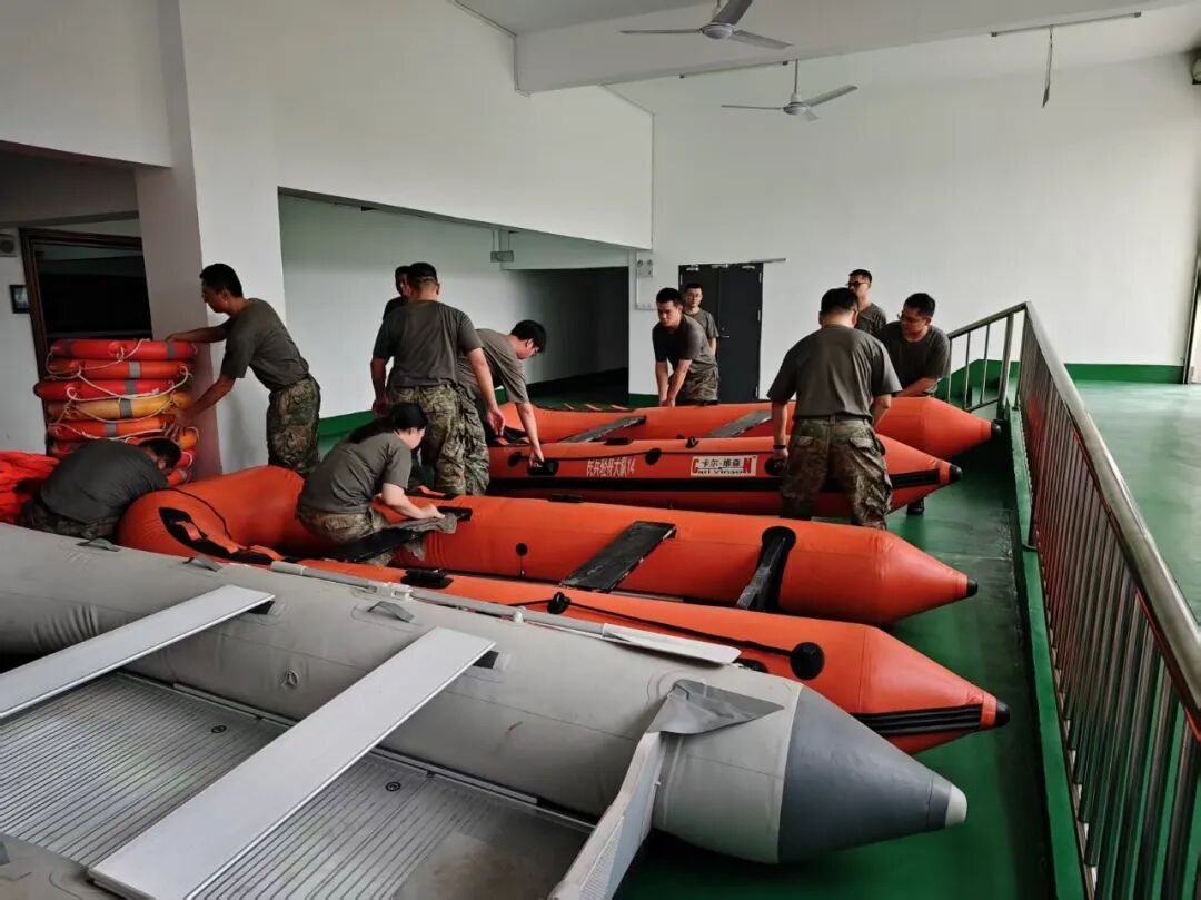 严阵以待!超强台风“桦加沙”即将来袭,人民子弟兵全力以赴保障安全