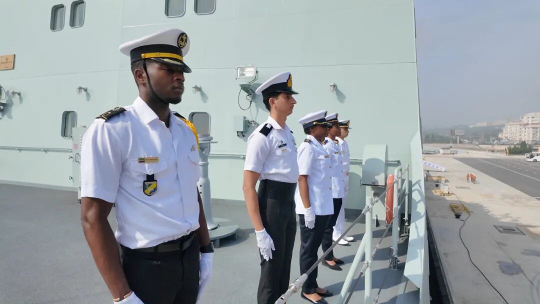 海军83舰编队正式启航,开启远海综合实习与访问任务的新征程