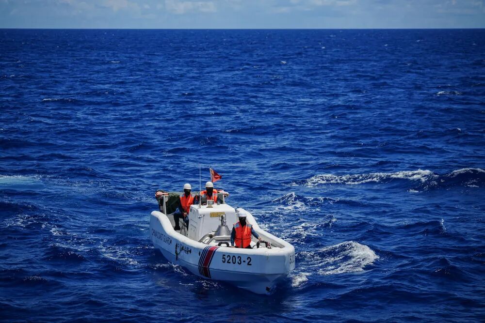 南海护卫者:坚定守护海疆的荣耀使命与责任