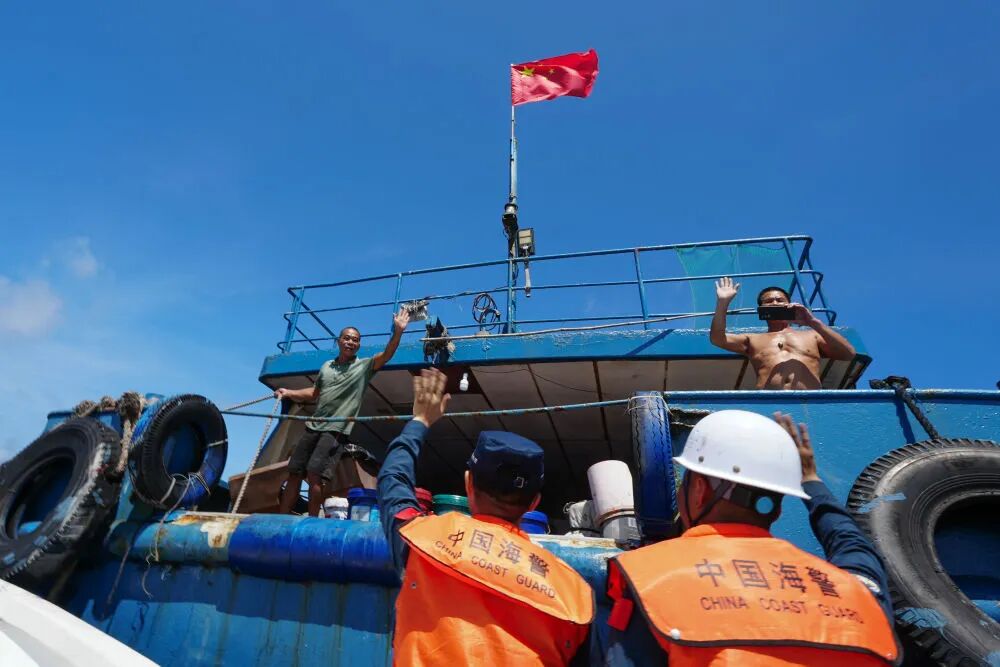 南海护卫者:坚定守护海疆的荣耀使命与责任