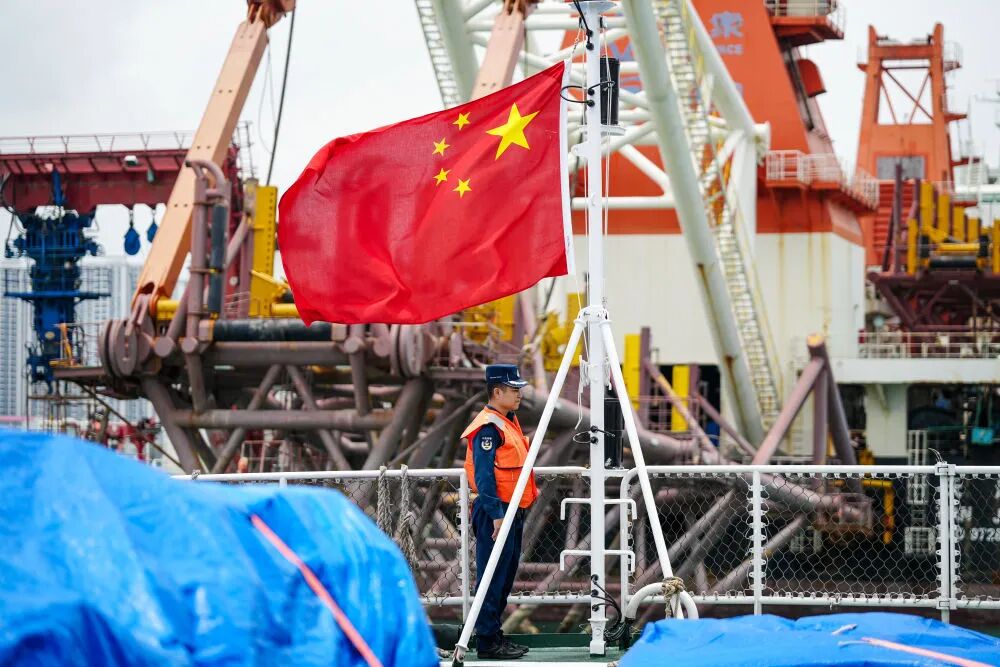 南海护卫者:坚定守护海疆的荣耀使命与责任