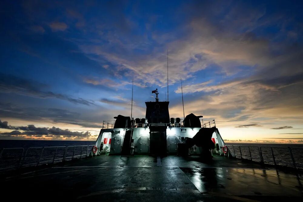 南海护卫者:坚定守护海疆的荣耀使命与责任