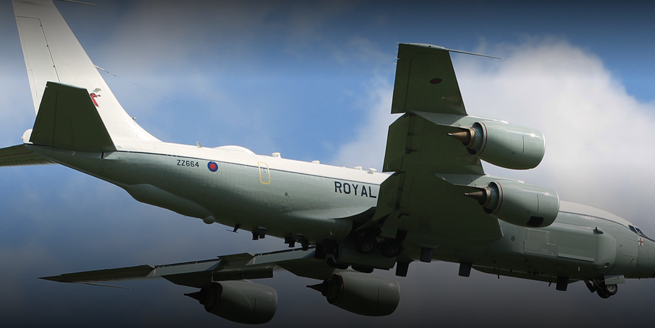 英媒报道:英军战机与北约联合在俄罗斯边界开展为期12小时的巡逻任务,俄方无回应 英媒报道:英军战机与北约联合在俄罗斯边界开展为期12小时的巡逻任务,俄方无回应