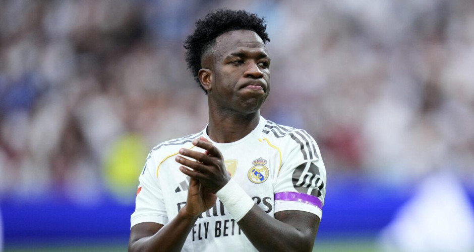 徳转左边锋身价排行榜更新,小熊稳居第一宝座 徳转左边锋身价排行榜更新,小熊稳居第一宝座